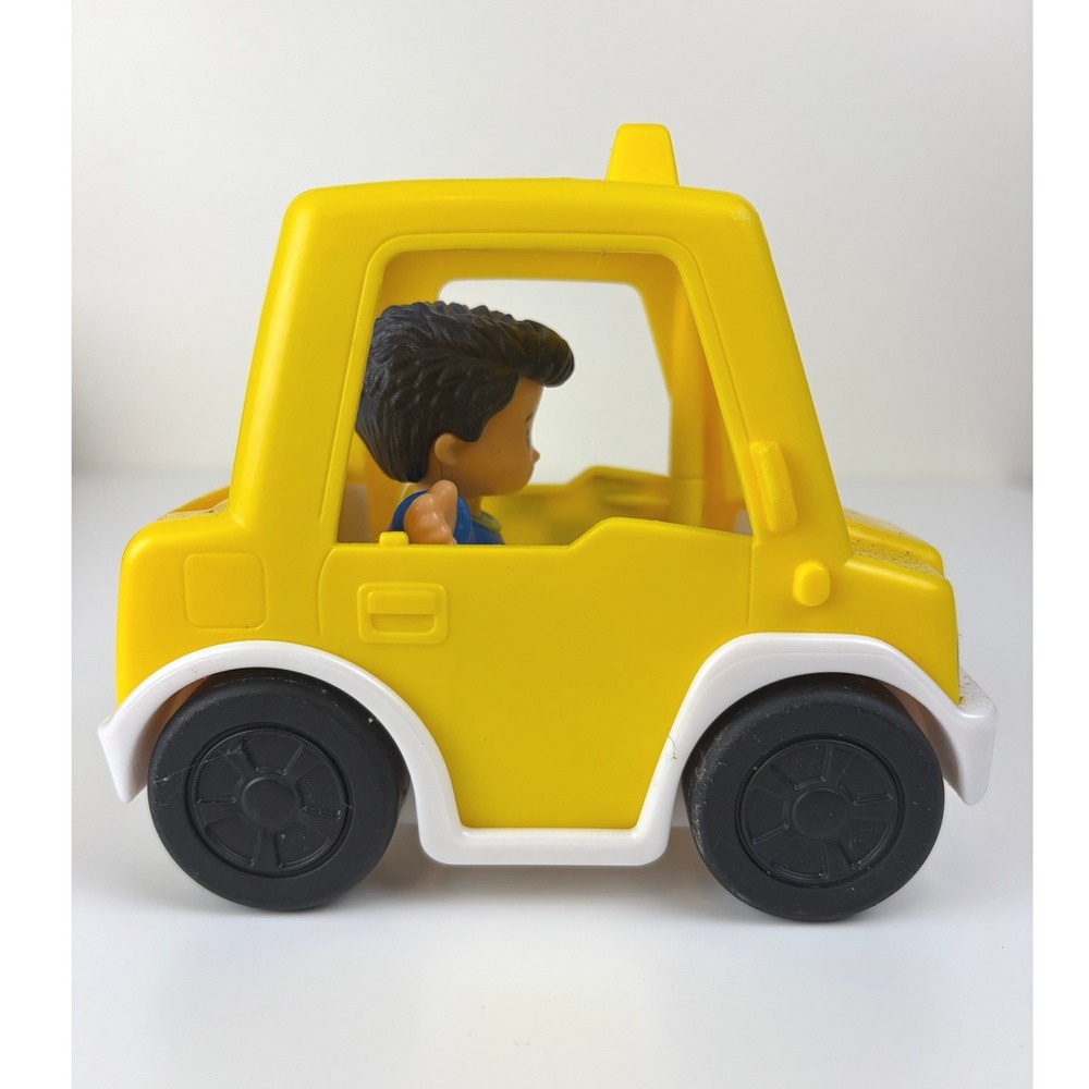 Fisher Price Little People Yellow Taxi Cab #123 w/ Driver & Suitcase Luggage Toy - Picture 3 of 5